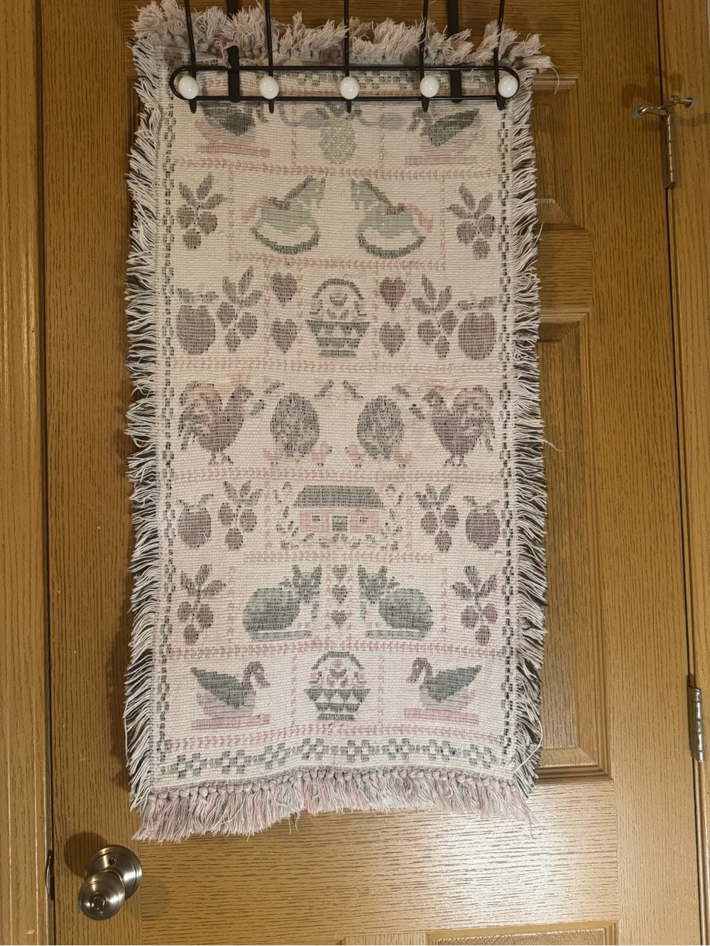 Farmhouse Woven Tapestry Runner in Soft Pink and Sage 36inx18in